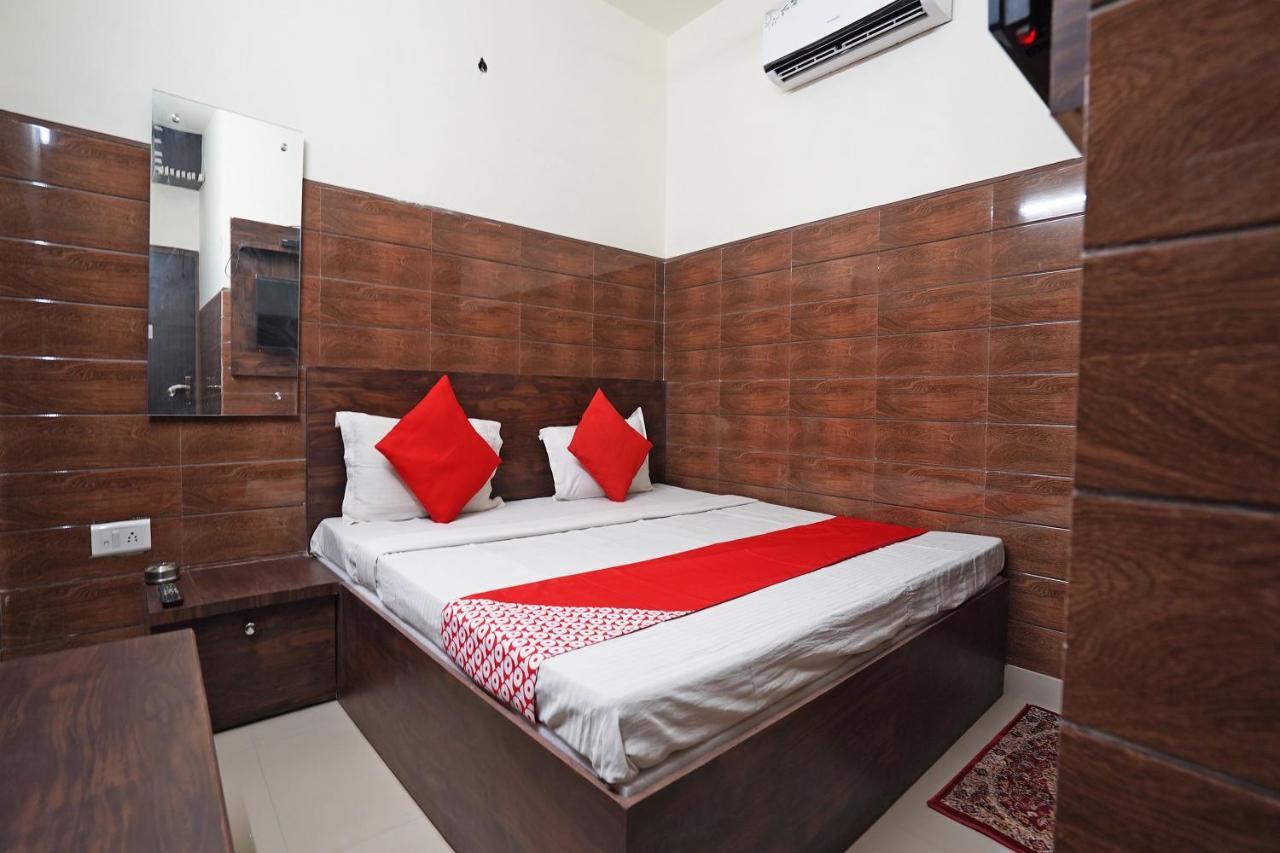 Hotel O Shri Sai Guest House Deli Exterior foto