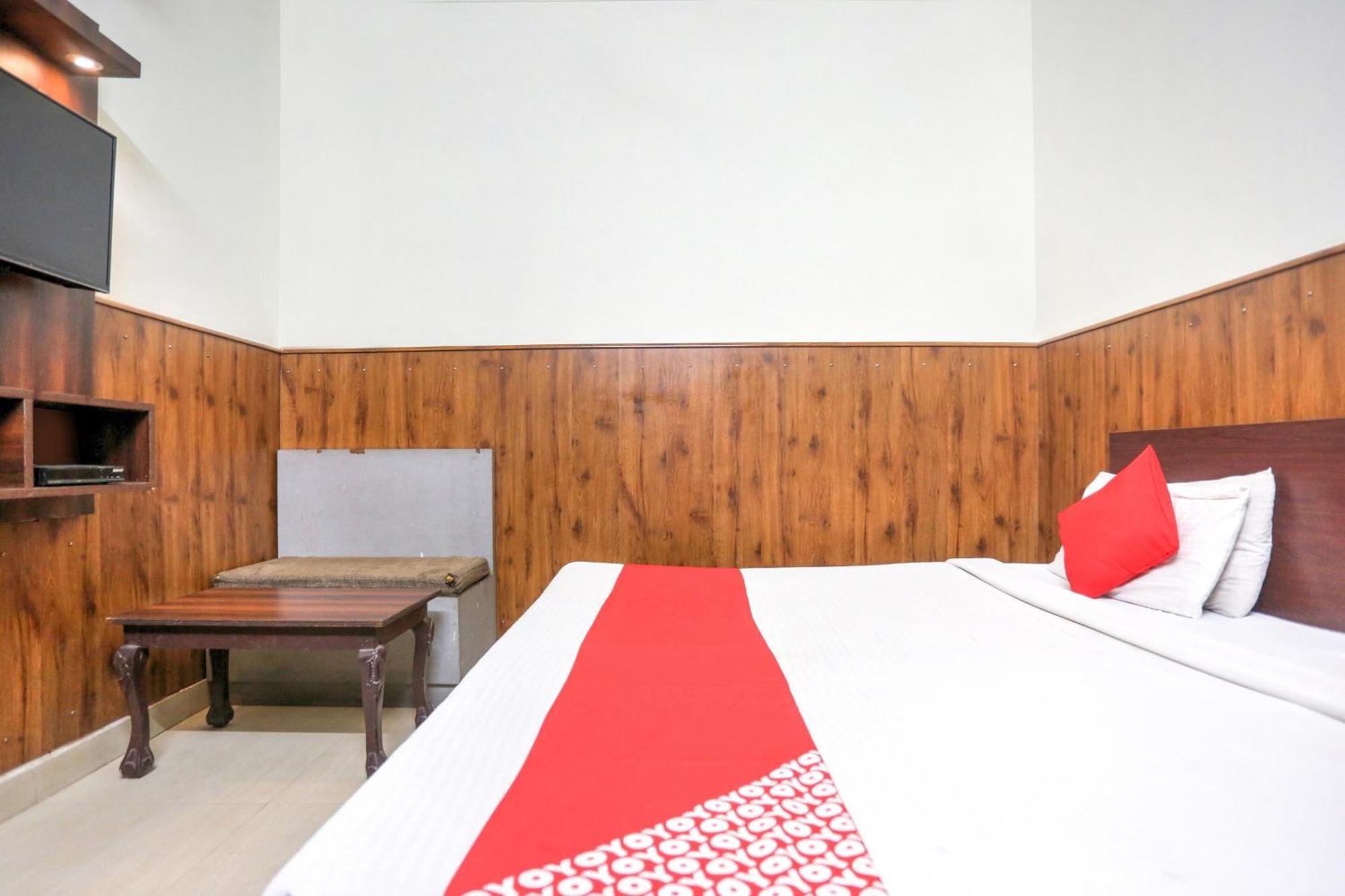 Hotel O Shri Sai Guest House Deli Exterior foto