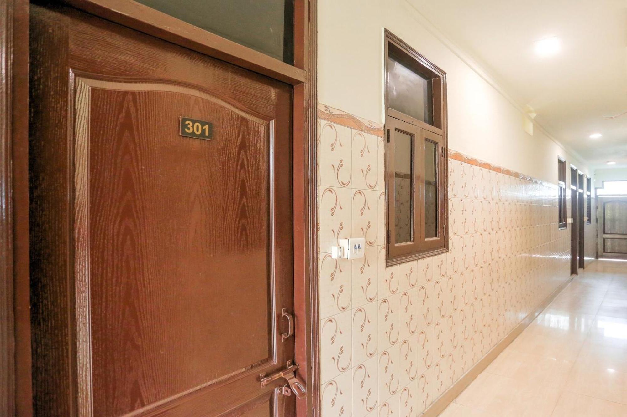 Hotel O Shri Sai Guest House Deli Exterior foto