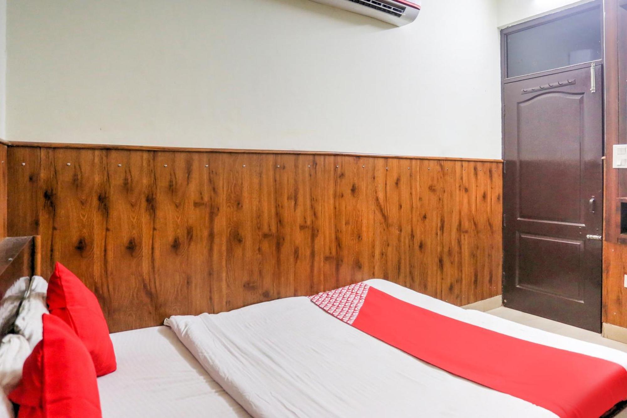 Hotel O Shri Sai Guest House Deli Exterior foto