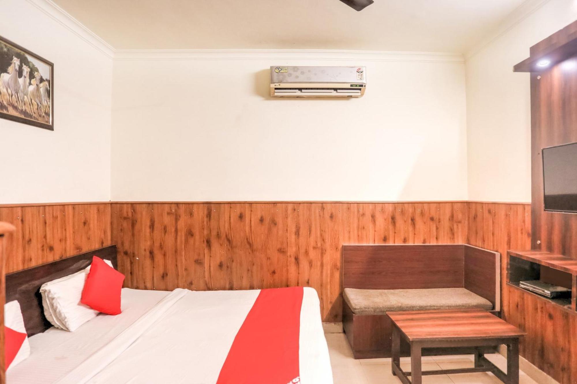 Hotel O Shri Sai Guest House Deli Exterior foto